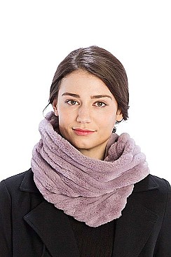 QUILTED STRIPE INFINITY SCARF