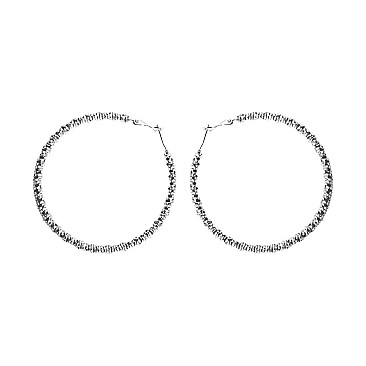 TEXTURED METAL HOOP EARRING