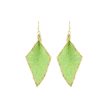 BEADED CURVED EARRING
