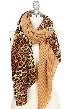 STYLISH LEOPARD PRINT H AND H PLEATED SCARF