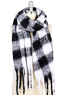 BUFFALO CHECK PUFFY WITH TASSEL SCARF
