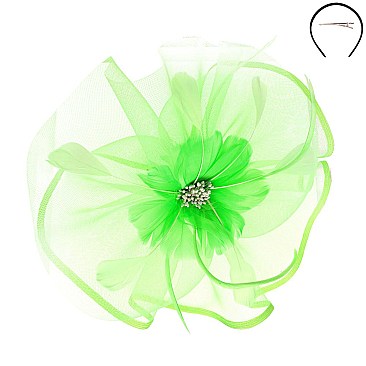 Classy FASCINATOR with Feathers and Pearls Center