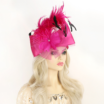 LARGE BOW FEATHERED NETTED DECORATIVE HEADPIECE