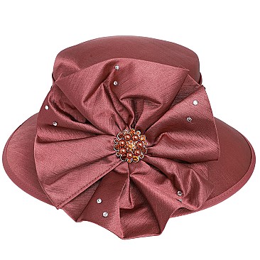 MEDIUM BRIM SATIN DRESSY HAT WITH A BROOCH ACCENT