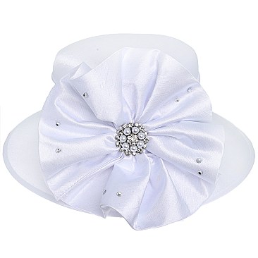 MEDIUM BRIM SATIN DRESSY HAT WITH A BROOCH ACCENT