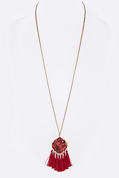 Geometric Pendant With Tassels Necklace LA-CN4146