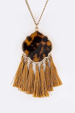 Geometric Pendant With Tassels Necklace LA-CN4146