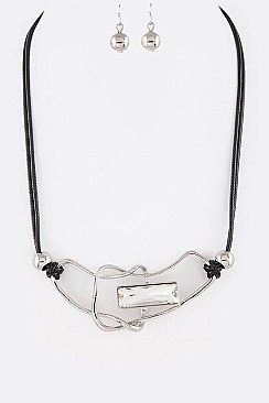 WIRED CRYSTAL PENDANT STATEMENT NECKLACE SET