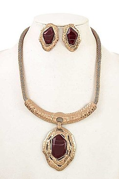 STONE & HAMMERED PENDANT NECKLACE SET