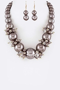 ASSORTED SIZE PEARL STATEMENT NECKLACE SET