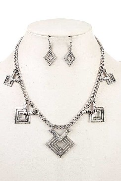 CUT OUT HAMMERED NECKLACE SET