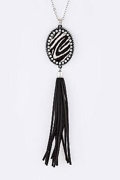 Stylish Calf Leather Pendant Tasseled Long Necklace Set LA-KNE0852
