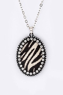 Stunning Animal Print Calf Leather Pendant Necklace Set LA-KNE0848