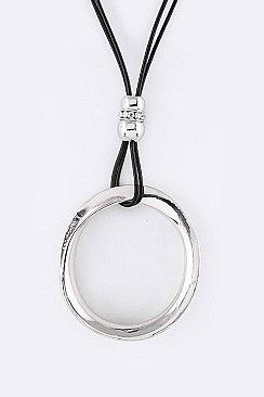 Stylish Jumbo Ring Pendant Cord Necklace LA-181210