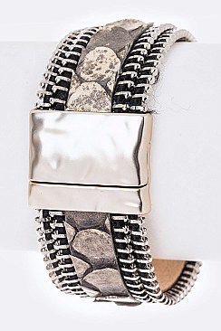 Stylish Metallic Embossed Leather Magnetic Bracelet