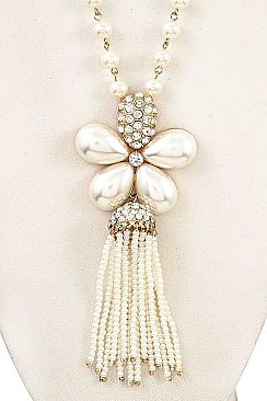 PEARL LINK FLORAL PENDANT NECKLACE