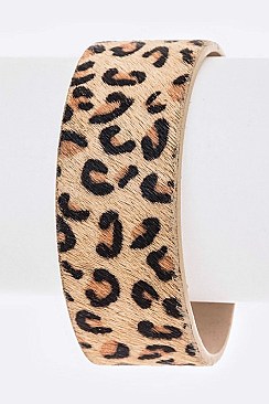 LEOPARD PRINT CALF LEATHER MAGNETIC BRACELET