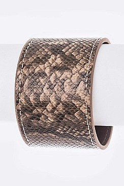 ADJUSTABLE SNAKE PRINT CUFF