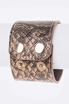 ADJUSTABLE SNAKE PRINT CUFF