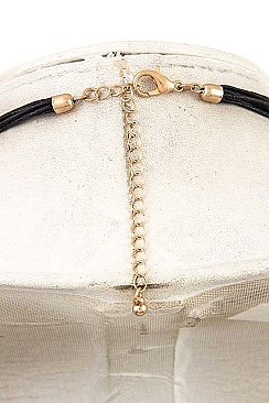 SNAKE PATTERN BIB NECKLACE SET