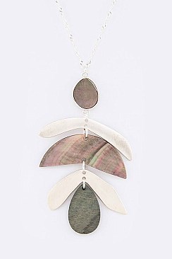 Chic Mix Media Wood, Shell & Metal Pendant Necklace Set LA126442