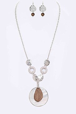 Stylish Mix Media MOP Wood Pendant Necklace LA-126023