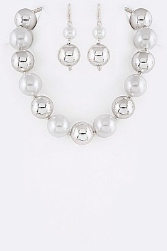 ICONIC PEARL & BEADS NECKLACE SET