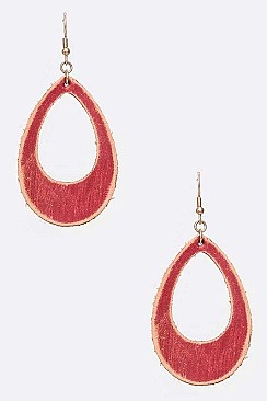 LEATHER TEARDROP CUTOUT EARRING