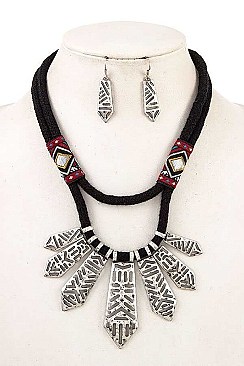 ROPE & FRINGE METAL PENDANT NECKLACE SET