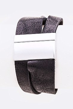 Metal Heart Grain Leather Magnetic Bracelet