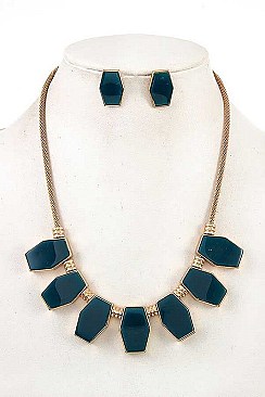 LINKED STONE BIB NECKLACE SET