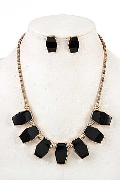 LINKED STONE BIB NECKLACE SET