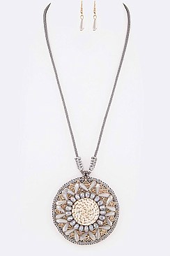 Chic Beaded Medallion Pendant Necklace Set