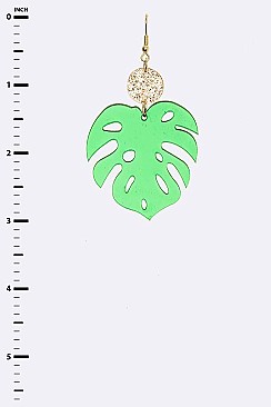Plexiglass Palm Leaf Metallic Round Earrings