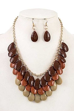 BUNDLED TEARDROP BIB NECKLACE SET