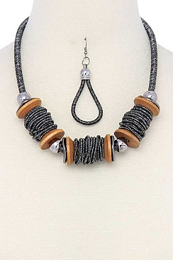 METALLIC SHORT STATEMENT NECKLACE JYJSN-2135