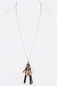 LEATHER TASSEL PENDANT NECKLACE