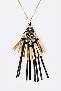 LEATHER TASSEL PENDANT NECKLACE