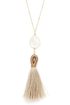 TASSELED TEARDROP CHARM LONG NECKLACE