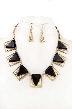 FRAMED TRIANGLE LINK BIB NECKLACE SET