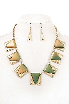 FRAMED TRIANGLE LINK BIB NECKLACE SET