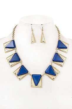FRAMED TRIANGLE LINK BIB NECKLACE SET