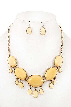 FACETED OVAL BIB NECKLACE SET