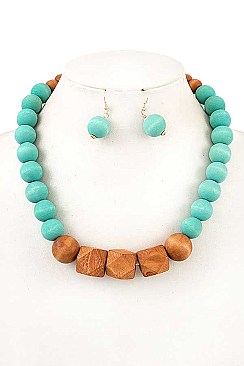 CHUNKY WOOD BEAD NECKLACE SET