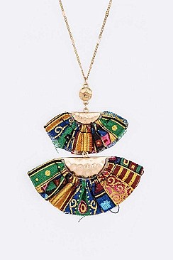 STYLISH PRINTED SKIRT PENDANT NECKLACE SET