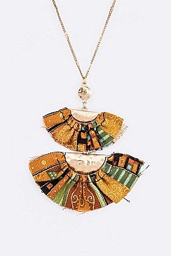 STYLISH PRINTED SKIRT PENDANT NECKLACE SET