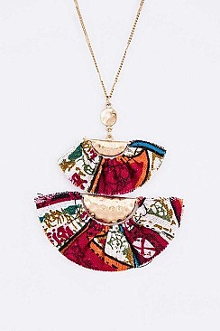 STYLISH PRINTED SKIRT PENDANT NECKLACE SET