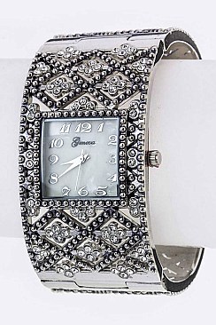 Stylish Crystal Studded Square Bangle Watch LA-1538