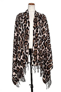 OBLONG ANIMAL PRINT FRINGE SCARF