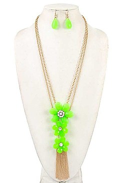 TRIPLE LINK FLOWER CHAIN TASSEL NECKLACE SET